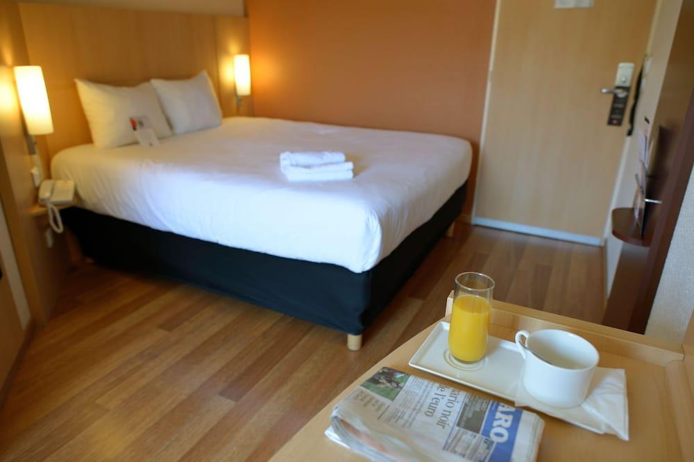 Ibis Avignon Centre Pont De L'Europe Hotel Exterior foto